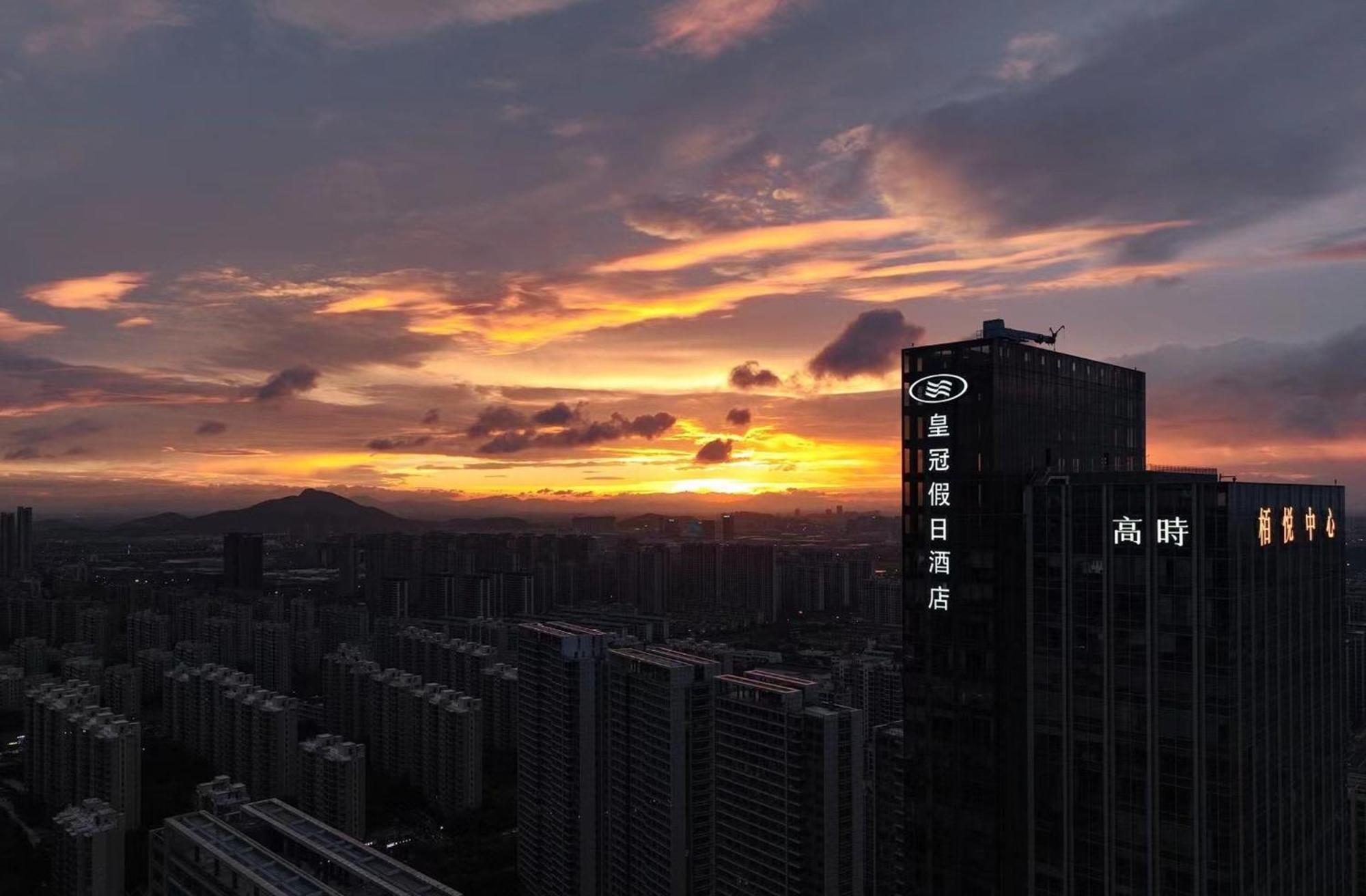 Crowne Plaza Hangzhou Linping By Ihg ภายนอก รูปภาพ