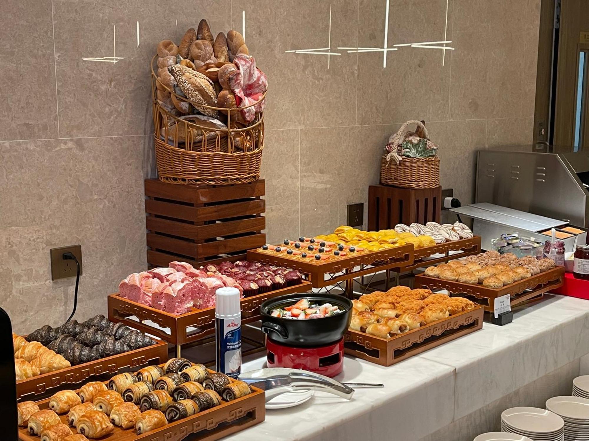 Crowne Plaza Hangzhou Linping By Ihg ภายนอก รูปภาพ